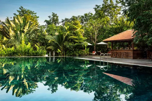 Farmhouse Resort & Spa Pool And Poolbar