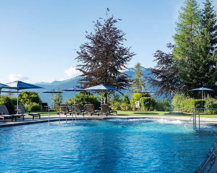 Csm C Interalpen Hotel Tyrol Outdoorpool Mit Liegen F3dd5df82f
