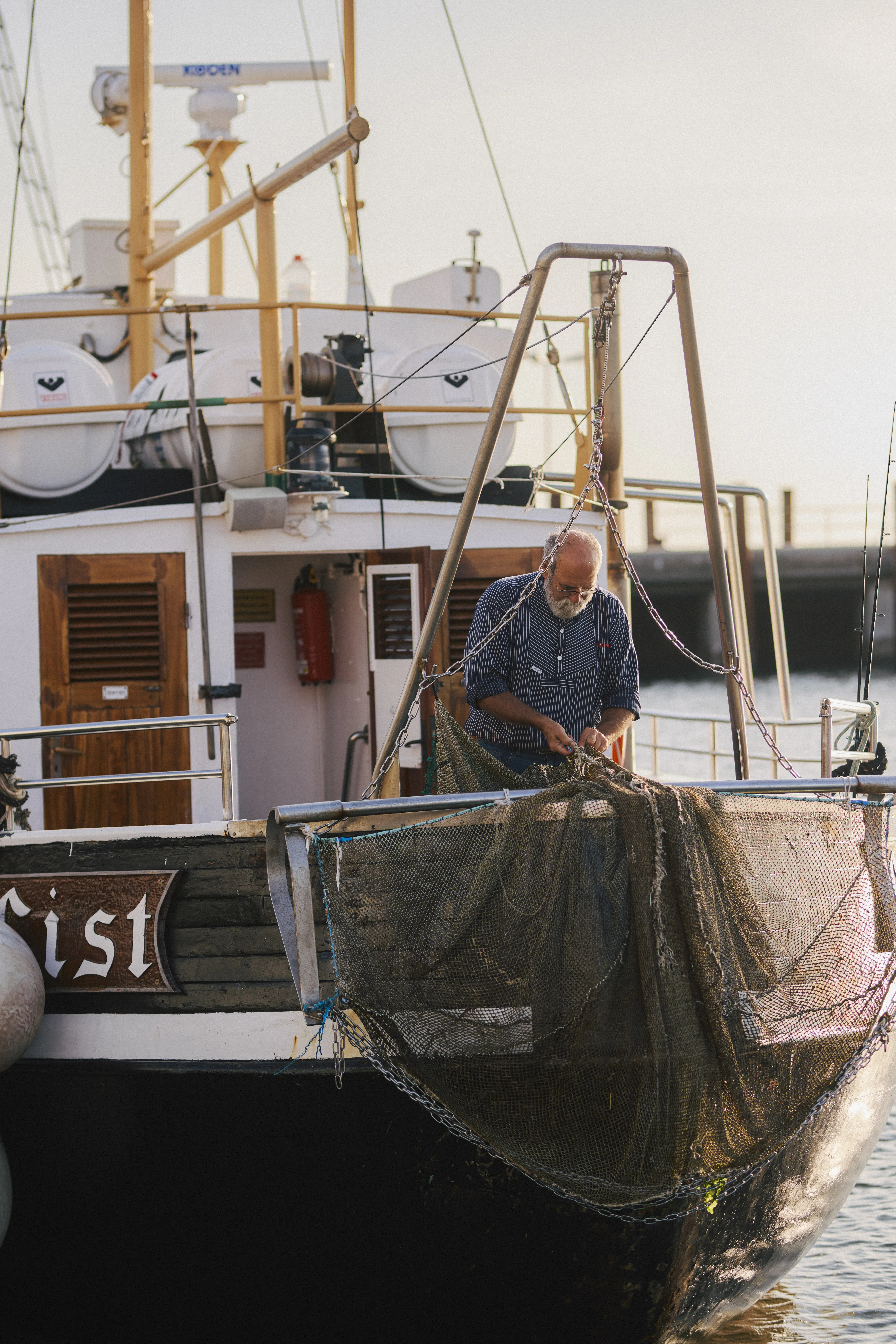 Fischer Bei Der Arbeit